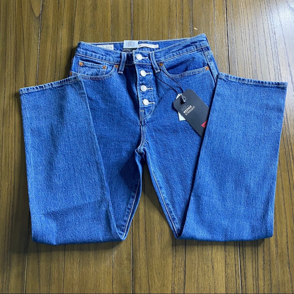 Levis wedgie straight jeans original style